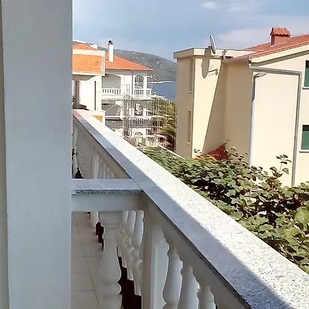 Διαμέρισμα Damjan *