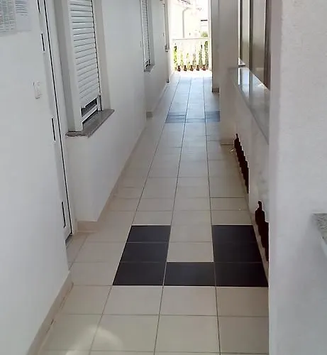 Damjan Apartmán Trogir